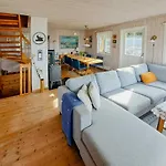 With Views Over Sogndalstrand Holiday home Sogndalsstrand