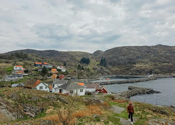 Med Utsikt Over Sogndalstrand * Sogndalsstrand